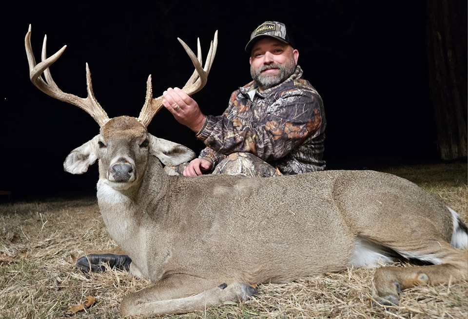 Whitetail Hunting Lodge in Texas